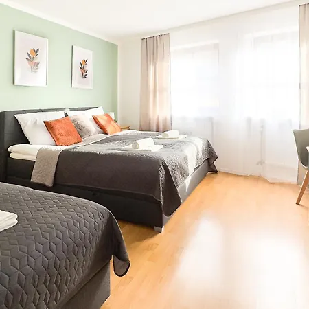 Lägenhet Moderne 3-zimmer-wohnung Im Zentrum- Tiefgarage Inklusive, Smart-tv, Shopping & Sightseeing Ums Eck *